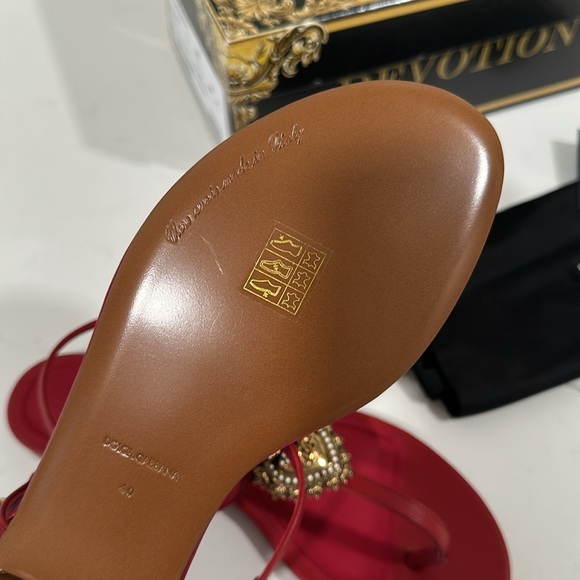 SOLD Dolce & Gabbana Red Leather Devotion Sandals size 40 new - Picture 8 of 11